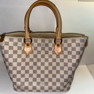 Louis Vuitton Saleya MM